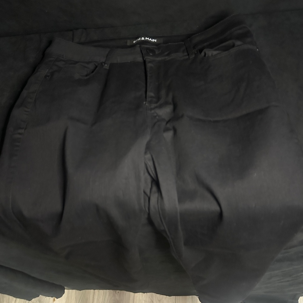 Black Women's Jeans-9th and main size 16W-#456